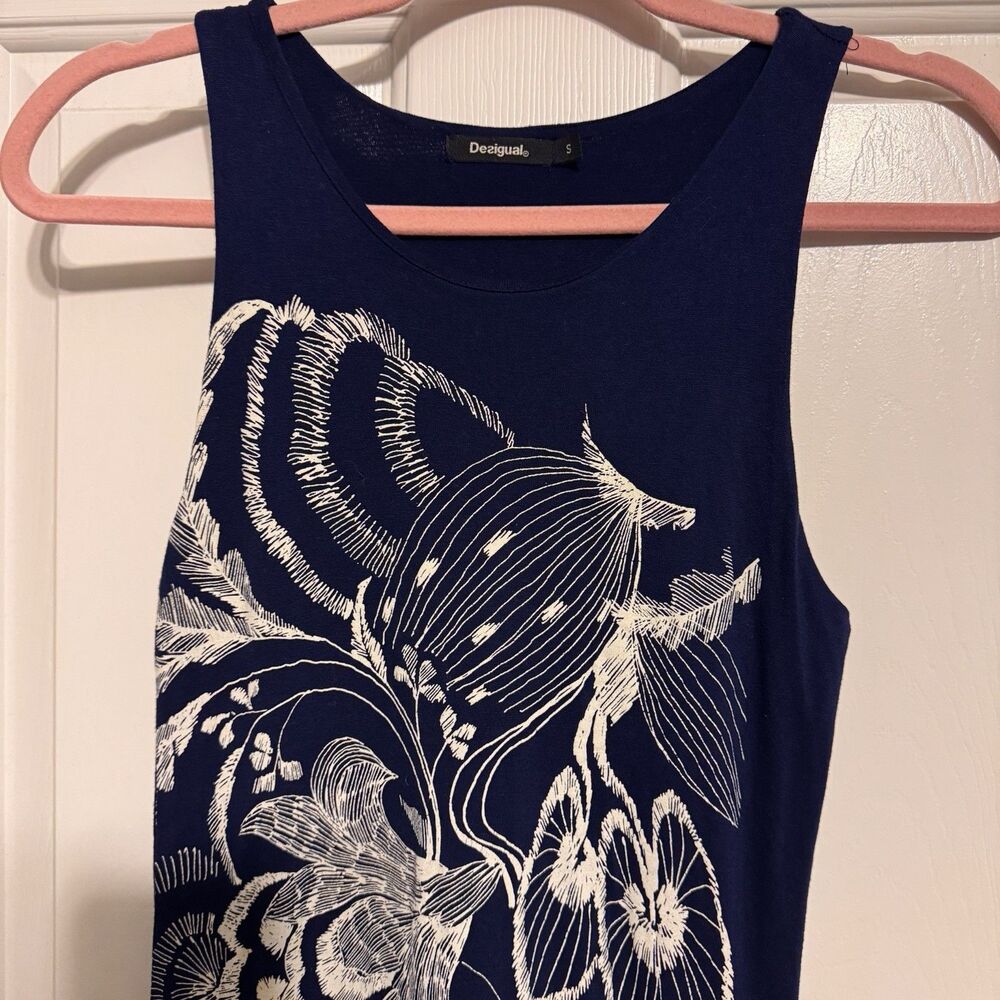Desigual Wakiut Bodycon Dress Navy Blue Embroidered Sz Small Asymmetrical Hem - Picture 5 of 7